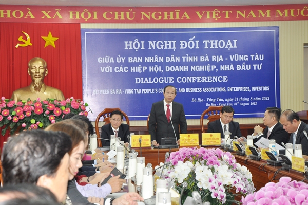 Ông Nguyễn Văn Thọ, Chủ tịch UBND tỉnh Bà Rịa Vũng Tàu phát biểu tại hội nghị