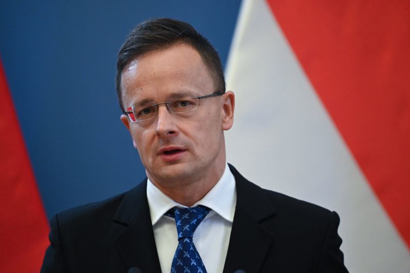 Ngoại trưởng Hungary Peter Szijjarto nêu quan điểm về việc mua khí đốt của Nga. Nguồn Hungary Today