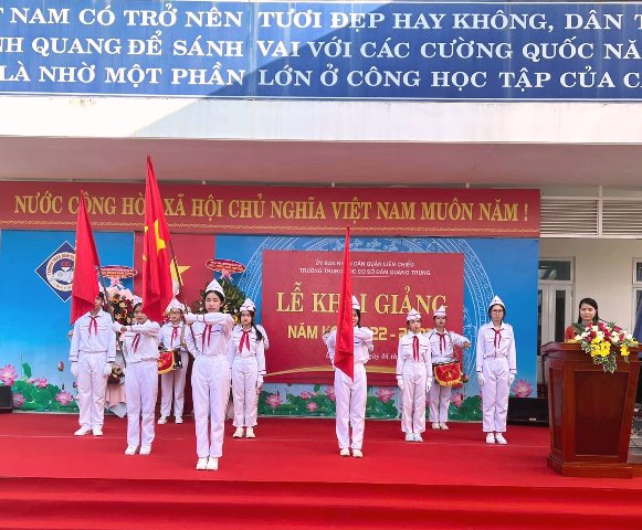 Lễ khai giảng năm học 2022-2023, tại trường THCS Đàm Quang Trung, quận Liên Chiểu, TP. Đà Nẵng