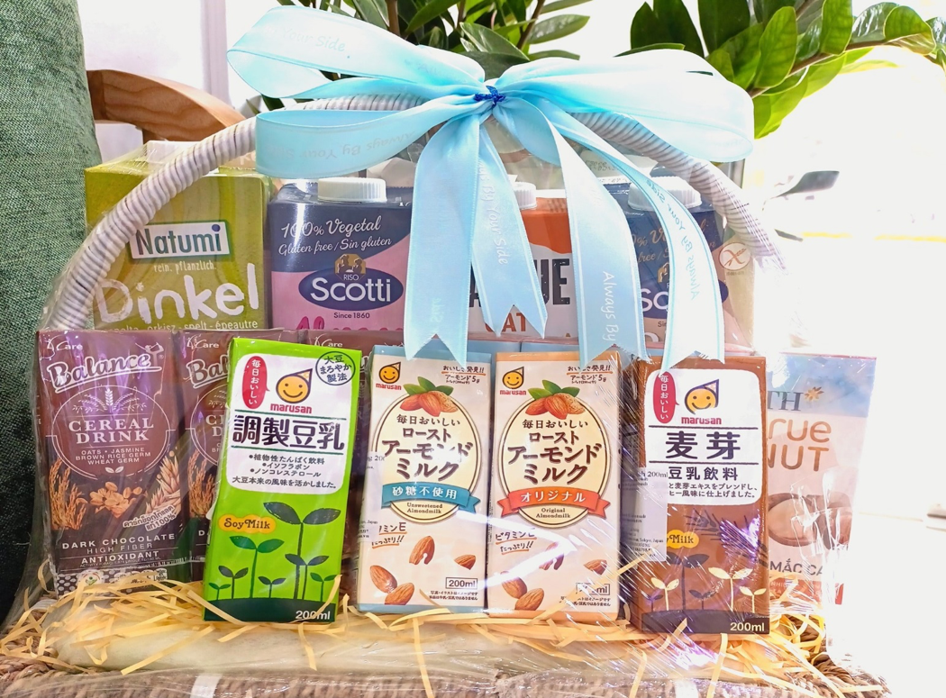 Ngoài giỏ hoa quà trái cât tươi, EUS Fruit còn đa dạng các loại thực phẩm nhập khẩu để làm quà tặng Ngoài giỏ hoa quà trái cât tươi, EUS Fruit còn đa dạng các loại thực phẩm nhập khẩu để làm quà tặng