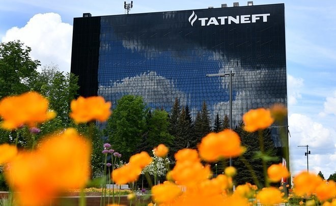 Nửa đầu năm 2022, lợi nhuận tại Tatneft, một trong những nhà sản xuất dầu lớn nhất của Nga, tăng 52% so với cùng kỳ năm ngoái. Nguồn Tatneft.ru