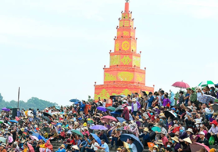 Lễ hội thu hút được đông đảo nhân dân về tham dự