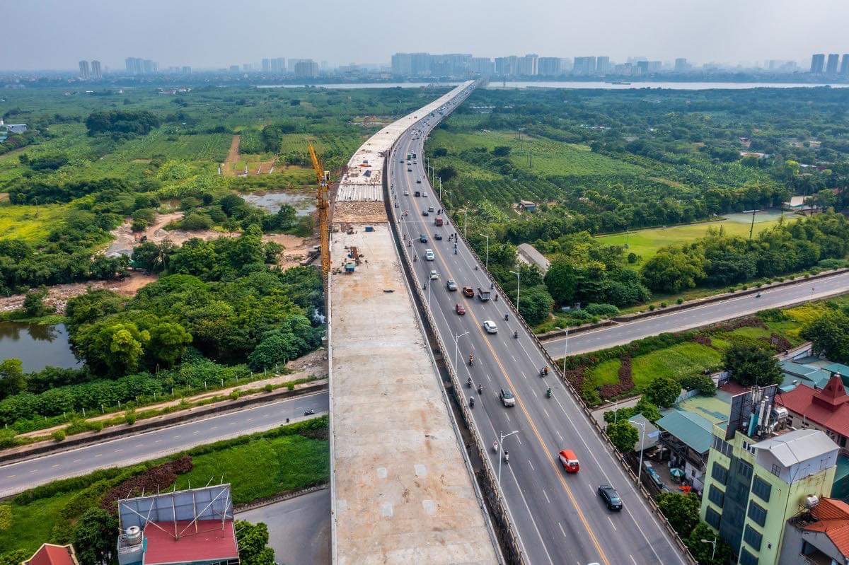 Phía Đông Hà Nội đang có “cú chuyển mình” ngoạn mục nhờ hạ tầng giao thông ngày càng hoàn thiện và đồng bộ