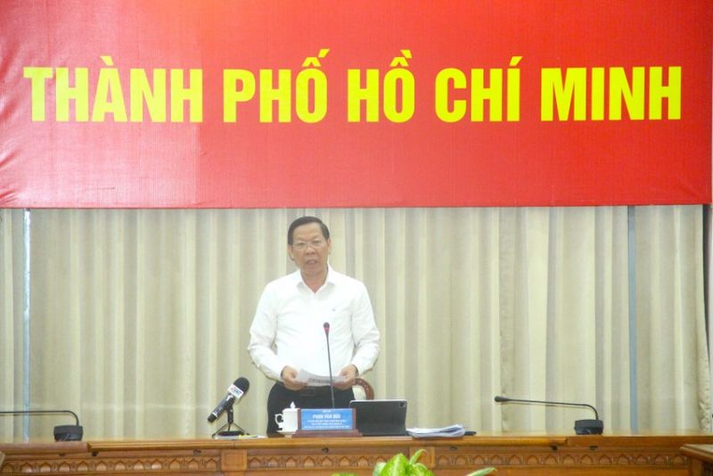 Chủ tịch UBND TP.HCM Phan Văn Mãi phát biểu tại hội nghị. Ảnh: LÊ THOA