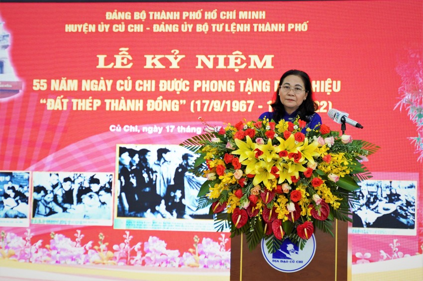 Chủ tịch HĐND TP.HCM Nguyễn Thị Lệ phát biểu tại buổi lễ. Ảnh: BẢO PHƯƠNG