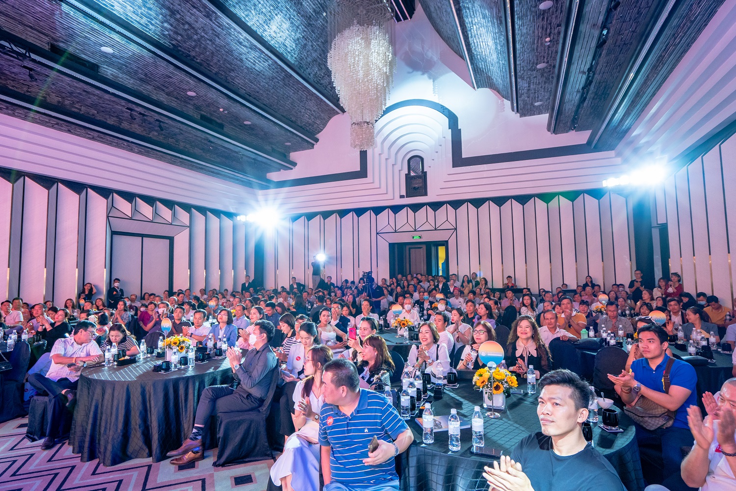 Hàng trăm nhà đầu tư tham gia sự kiện tổ chức ngày 17/9 tại InterContinental Danang Sun Peninsula Resort