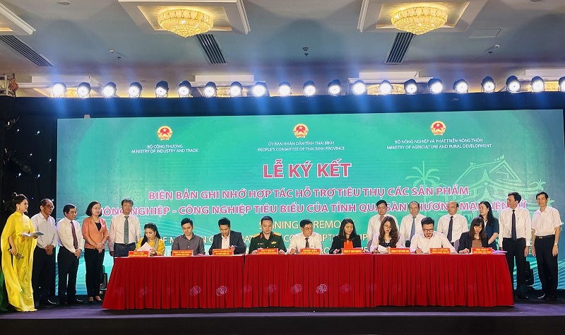 Lễ ký kết Biên bản hợp tác giao thương giữa tỉnh Thái Bình và các sàn thương mại điện tử