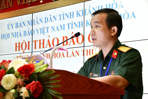 ThS Nguyễn Hữu Hồi- Chủ nhiệm bộ môn triết học Mác- Lê Nin Trường sĩ quan thông tin tham luận