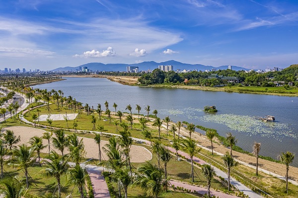 Đà Nẵng còn nhiều dư địa để phát triển đô thị ven sông cao cấp. Ảnh: Sun Property
