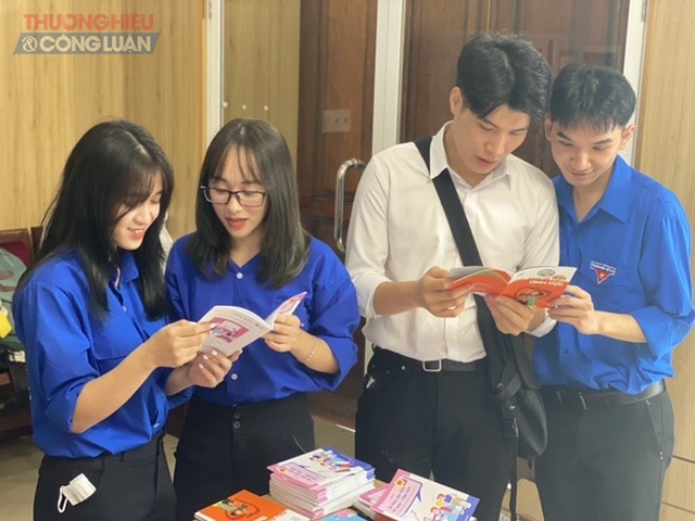 Trung tâm kiểm soát bệnh tật Hải Phòng tổ chức sự kiện truyền thông: “Chiến dịch điều trị ARV là dự phòng“