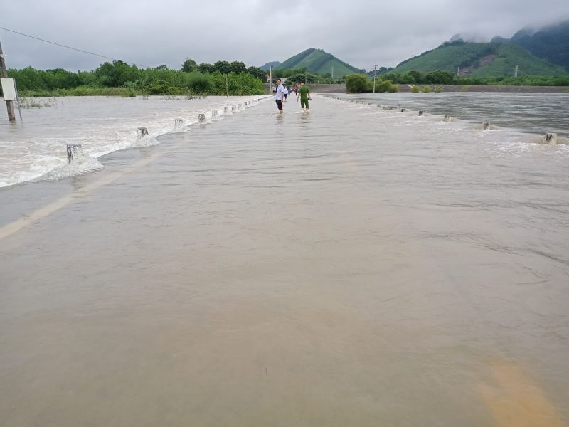 Nước ngập khu vực cầu Tràn, huyện Như Thanh, tỉnh Thanh Hoá