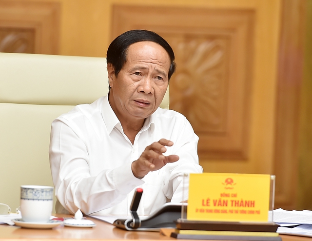 Phó Thủ tướng Lê Văn Thành nhấn mạnh nhiệm vụ đảm bảo đủ điện cho sản xuất, kinh doanh và đời sống nhân dân, tuyệt đối không để thiếu điện. Ảnh VGP/Đức Tuân
