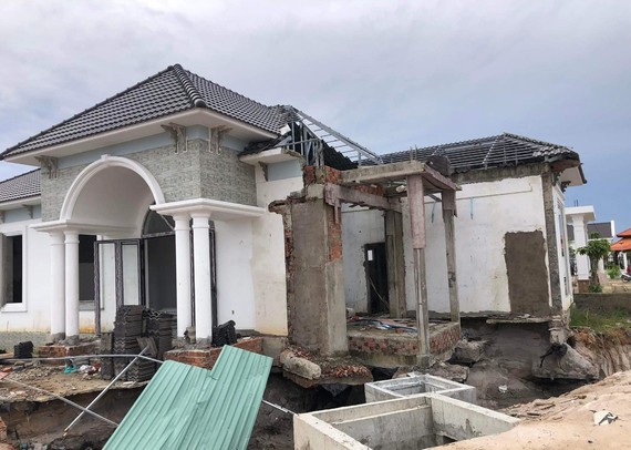 Hiện trạng khu biệt thự xây dựng trên đất Nhà nước quản lý tại xã Dương Tơ, TP Phú Quốc, Kiên Giang.