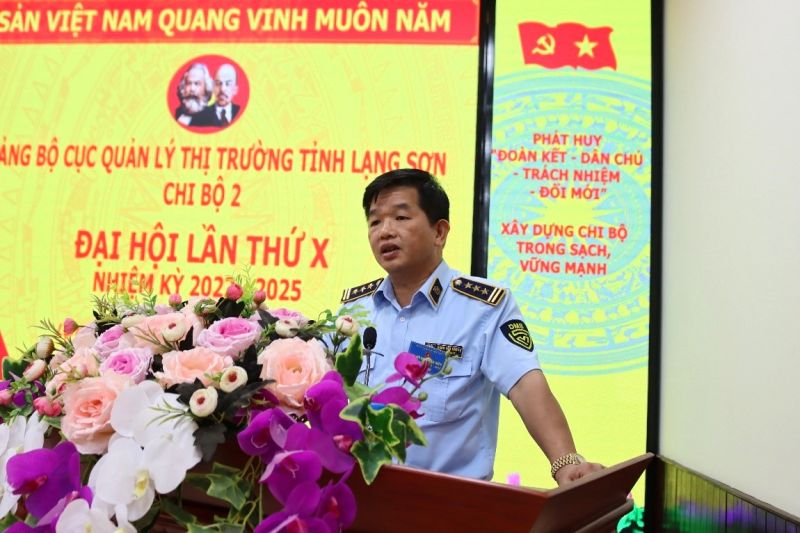 Cục trưởng Cục QLTT Lạng Sơn, Đặng Văn Ngọc
