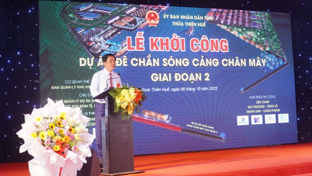 Ông Nguyễn Văn Phương, Chủ tịch UBND tỉnh Thừa Thiên Huế phát biểu tại Lễ khởi công