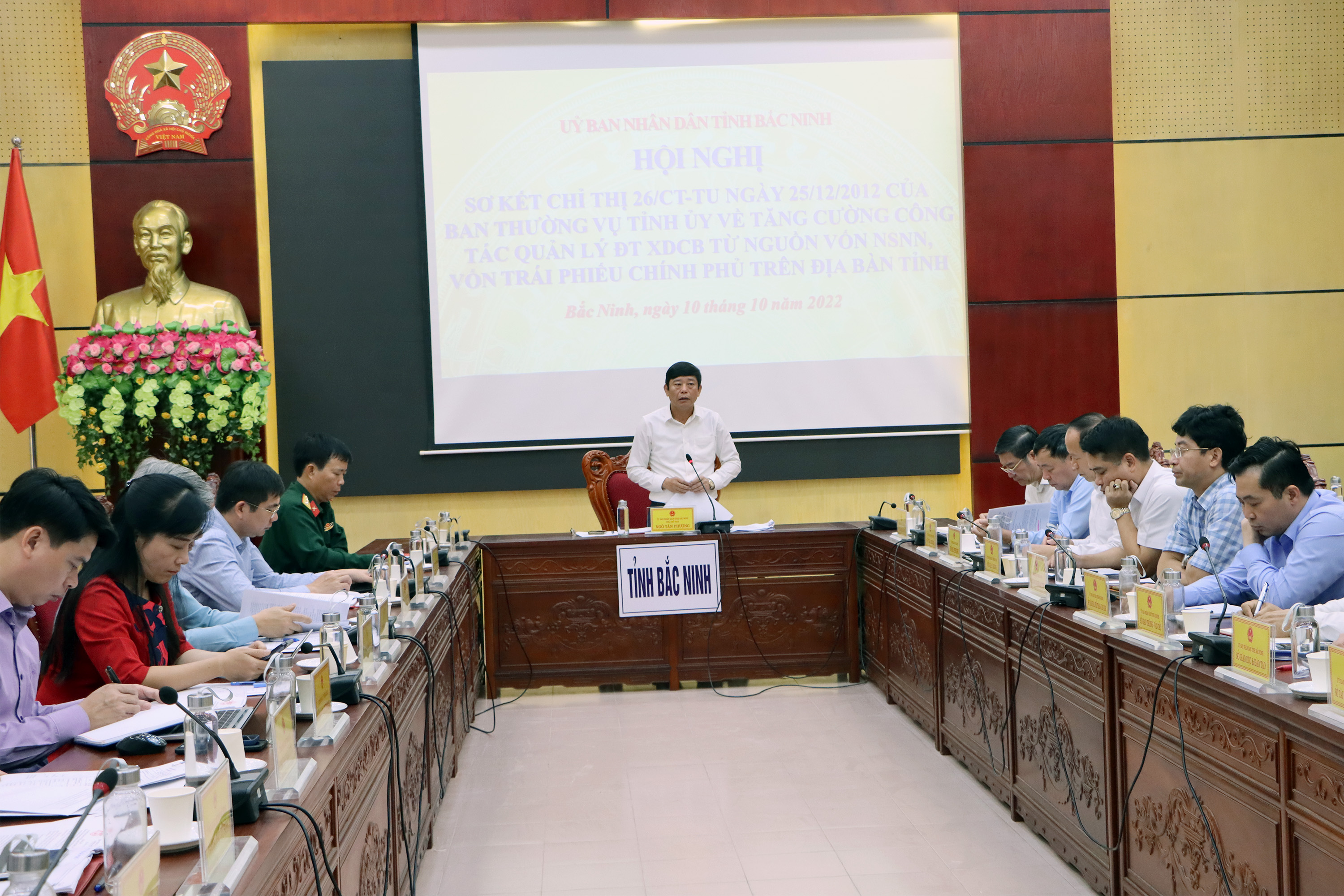 Phó Chủ tịch UBND tỉnh Bắc Ninh Ngô Tân Phượng phát biểu tại Hội nghị