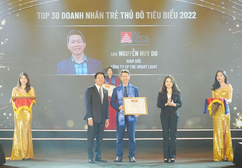 CEO Nguyễn Huy Du được tuyên dương Top30 doanh nhân trẻ thủ đô tiêu biểu năm 2022