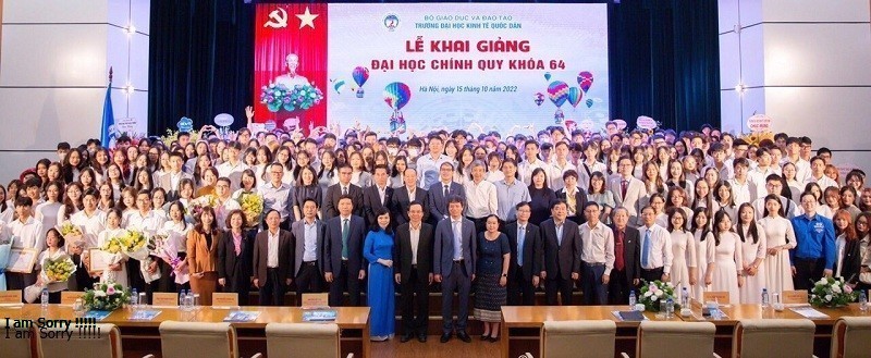 Bảo Việt trao học bổng cho sinh viên Đại học Kinh tế Quốc dân trong 8 năm liên tiếp