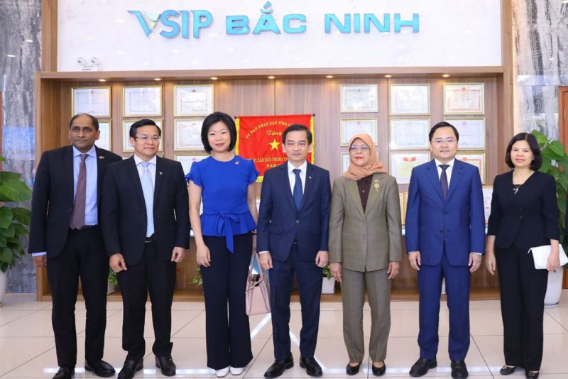 Tổng thống Singapore thăm Khu công nghiệp VSIP Bắc Ninh