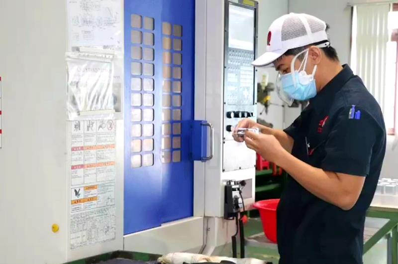 Công ty TNHH Kaneko Việt Nam ở Khu công nghiệp Nhơn Trạch 2 giai đoạn 3 sản xuất linh kiện máy móc xuất qua nhiều nước