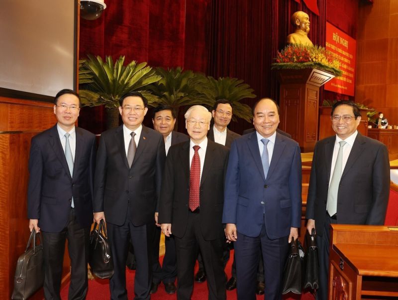 Tổng Bí thư Nguyễn Phú Trọng và các đồng chí lãnh đạo Đảng, Nhà nước dự Hội nghị. Ảnh TRÍ DŨNG – TTXVN