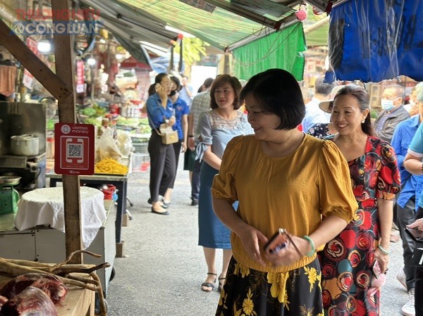 Bắt đầu từ hôm nay 24/20/2022 mô hình chợ 4.0 đã chính thức được Viettel HPG triển khai tại chợ Lương Văn Can