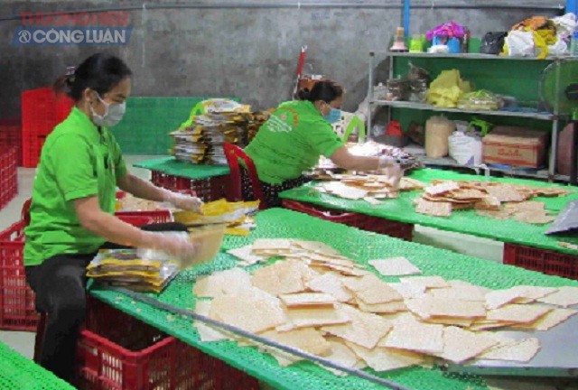 Một góc cơ sở sản xuất bánh tráng của Công ty TNHH Sachi Nguyễn.