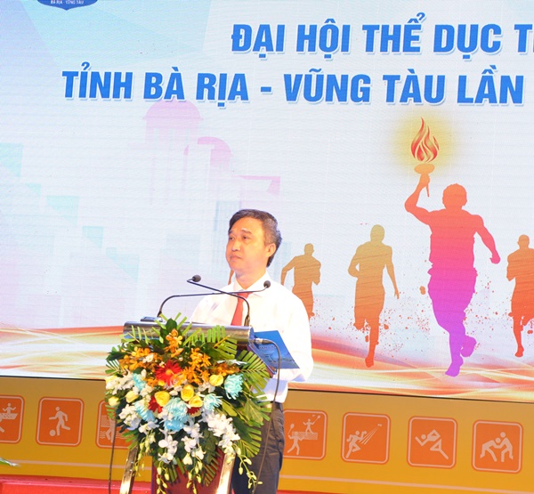 Ông Đặng Minh Thông, Phó Chủ tịch UBND tỉnh Bà Rịa – Vũng Tàu phát biểu tại lễ xuất quân