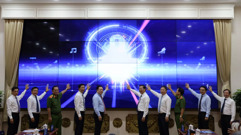 Hôm nay, TP. HCM bắt đầu sử dụng hồ sơ điện tử thay cho hồ sơ giấy