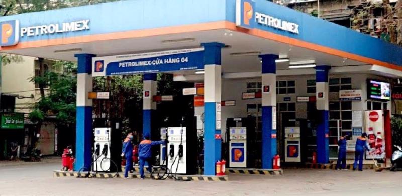 Bộ trưởng Bộ Tài chính kiến nghị Chính phủ giao toàn bộ vấn đề xăng dầu cho Bộ Công Thương quản lý