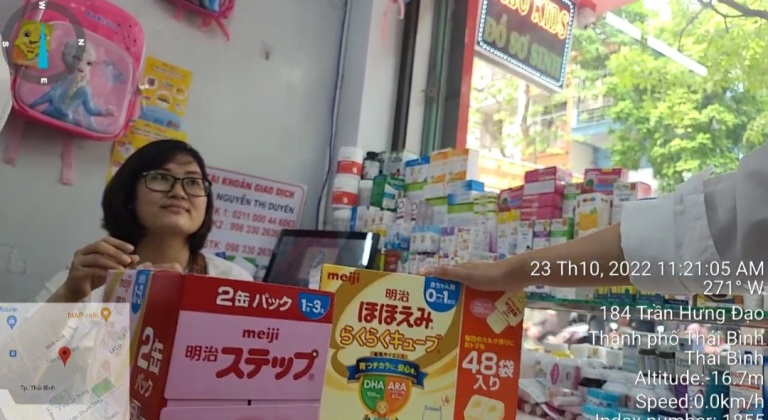 Chủ cửa hàng bibo kids khẳng định sp sữa meji của nhật không xuất được hóa đơn với lý do rất đơn giản, cửa hàng nộp thuế khoán không phải doanh nghiệp nên không có hóa đơn. Sản phẩm không tem nhãn phụ tiếng Việt