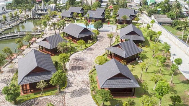 Cồn Sơn (xã Phú Thuận) đang được một doanh nghiệp đầu tư khu nghỉ dưỡng gần 1200 tỉ đồng