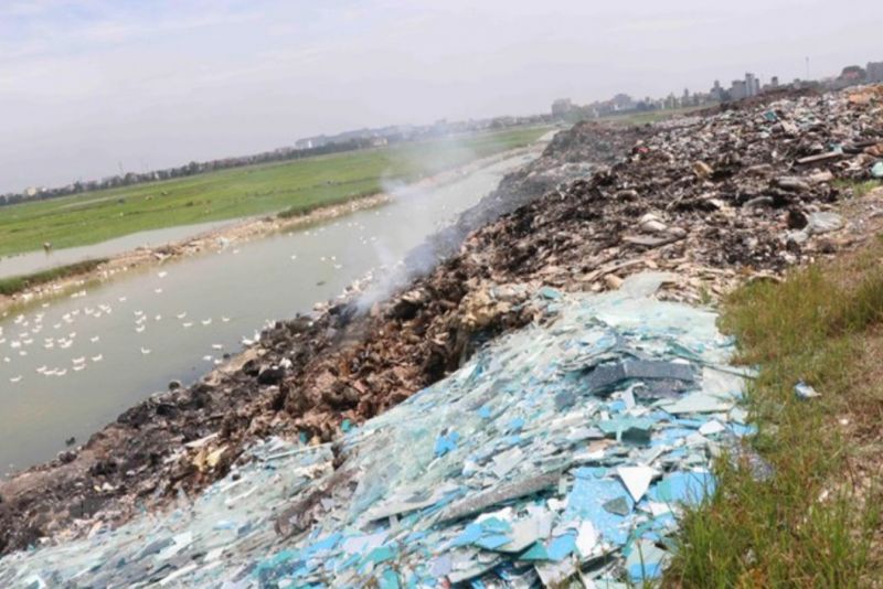 Bắc Ninh tăng cường xử lý tình trạng đổ trộm rác thải công nghiệp, nguy hại không đúng nơi quy định