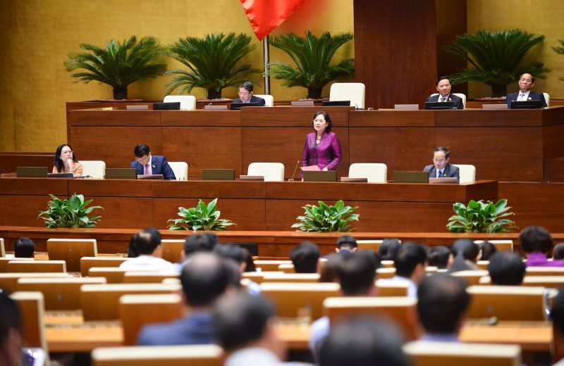 Ngày 02/11, Quốc hội thảo luận, nghe tờ trình và báo cáo thẩm tra 03 dự án Luật sửa đổi