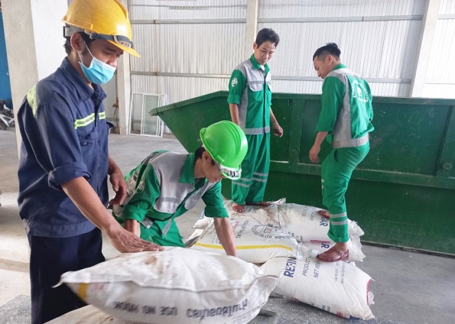 Tỉnh Thừa Thiên Huế tiêu hủy hơn 9 tấn hàng hóa vi phạm