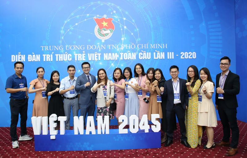 Các đại biểu tham dự Diễn đàn Trí thức trẻ Việt Nam toàn cầu lần thứ III, năm 2020