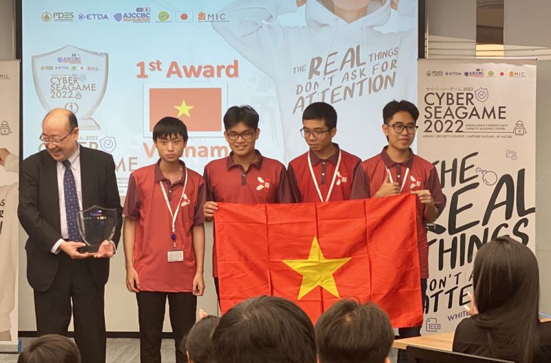 Ngay trong lần đầu có đội tuyển được chọn tham dự Cyber SEA Game, các sinh viên Học viện Kỹ thuật Mật mã đã mang về cho Việt Nam thêm 1 giải Nhất