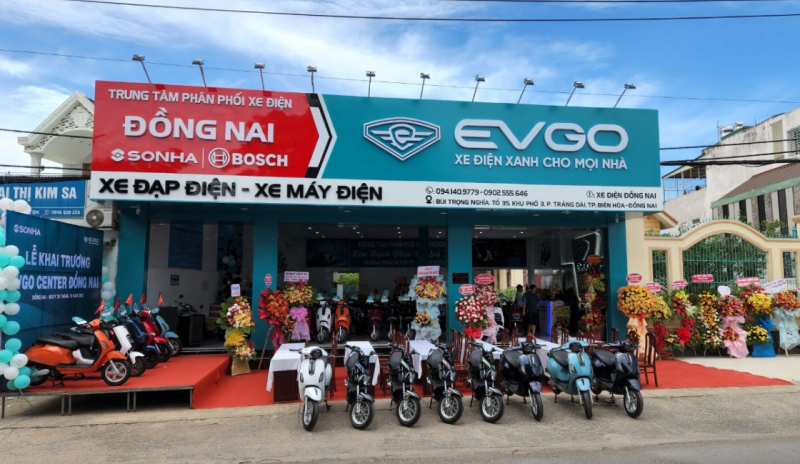 Các đại lý chính hãng của xe máy điện EVGO liên tục được khai trương tại Miền Trung, Miền Nam trong thời gian gần đây.
