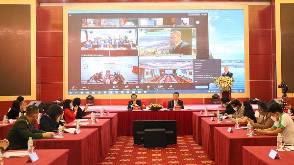 Quang cảnh Hội nghị quốc tế ngành hàng xuất khẩu giao thương năm 2021 tại điểm cầu tỉnh Lào Cai năm 2021