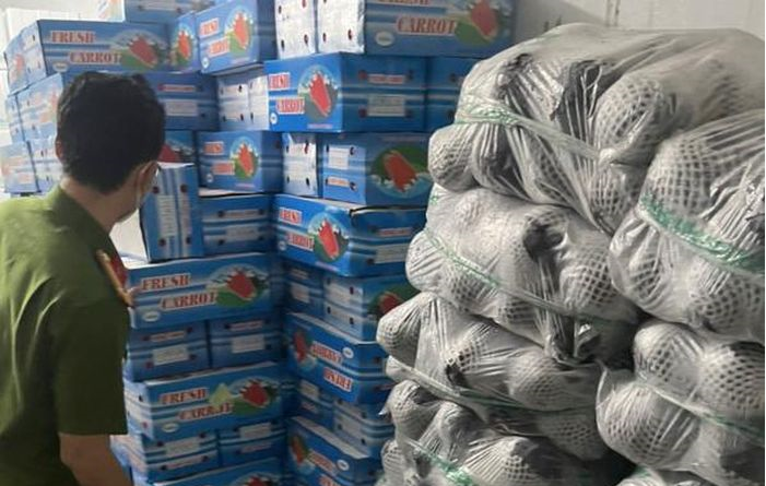 Phát hiện gần 12 tấn rau củ không rõ nguồn gốc