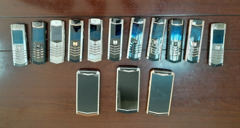 Theo kết luận giám định của Viện Khoa học Sở hữu trí tuệ, 14 chiếc điện thoại mang nhãn hiệu Vertu có nhiều dấu hiệu là hàng hóa giả mạo nhãn hiệu