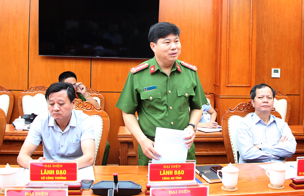 Đại diện lãnh đạo Công an tỉnh Bắc Giang cảnh báo một số thủ đoạn về buôn lậu, hàng giả