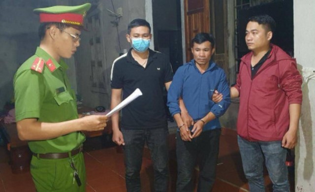 Cơ quan chức năng thực hiện lệnh bắt tạm giam đối với Nguyễn Thanh Phương