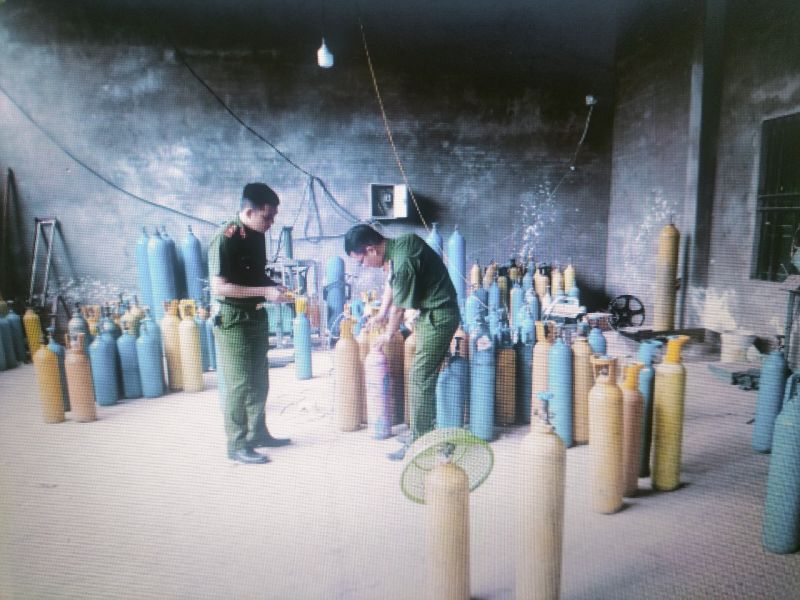 Công an TP. Vĩnh Yên phát hiện cơ sở sang chiết khí cười N2O trái phép