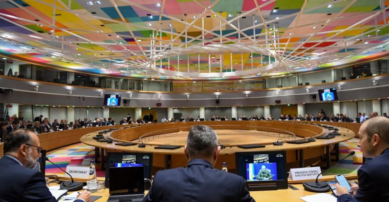 Cuộc họp của Hội đồng năng lượng đặc biệt của EU dưới sự chủ trì của Bộ trưởng Jozef Sikela. Ảnh Echo24