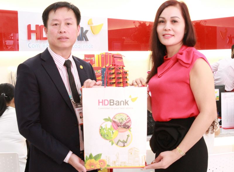 Tiếp tục mở rộng mạng lưới trên cả nước, HDBank phục vụ thêm hàng triệu khách hàng