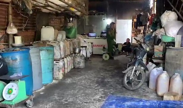 Phát hiện cơ sở chế biến mỡ lợn không đảm bảo vệ sinh tại Đồng Nai