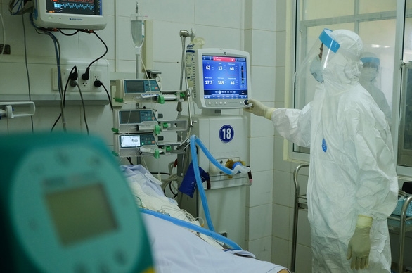 Thống kê của Bộ Y tế cho thấy hiện có hơn 70 bệnh nhân COVID-19 nặng đang điều trị thở máy, oxy.