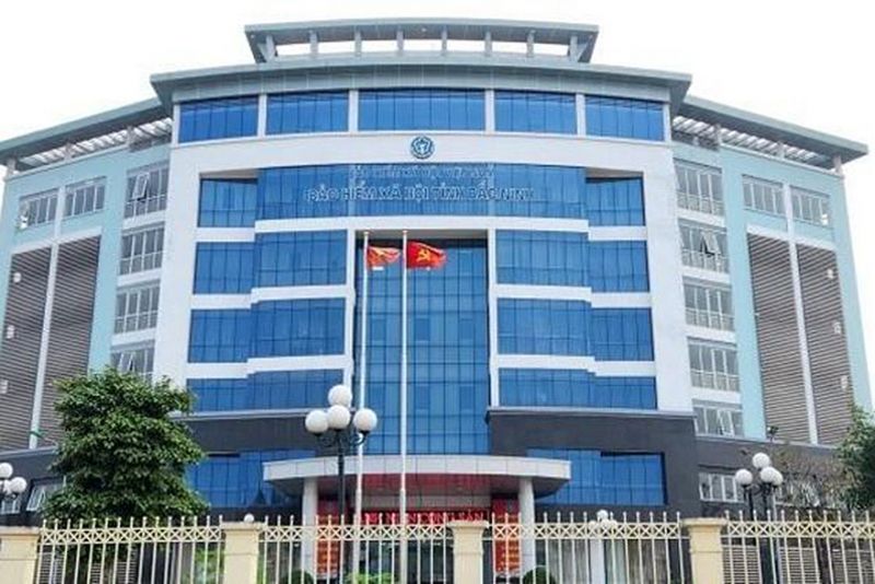 Giám đốc và Phó Giám đốc Bảo hiểm xã hội tỉnh Bắc Ninh bị khởi tố, bắt tạm giam