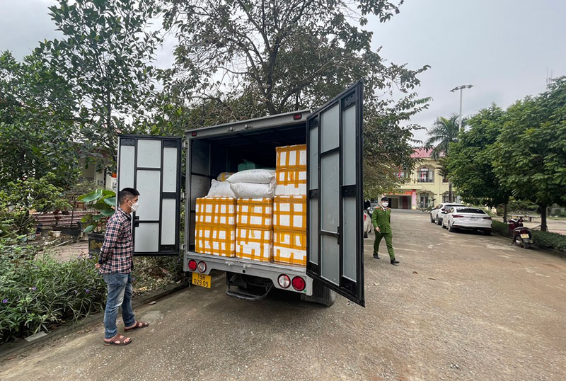 1,5 tấn sản phẩm động vật đ&ocirc;ng lạnh kh&ocirc;ng c&oacute; giấy tờ kiểm dịch bị lực lượng chức năng C&ocirc;ng an tỉnh Vĩnh Ph&uacute;c ph&aacute;t hiện, bắt giữ